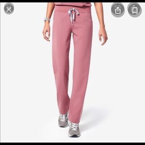 Figs Livingston mauve